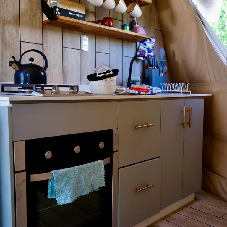Glamping Domo Tinaja y Piscina Climatizada II - Tent - 8