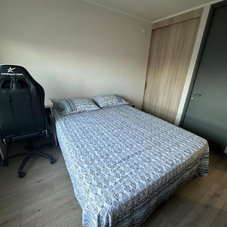 NOT Working - Two-Bedroom Apartment with City View - 10