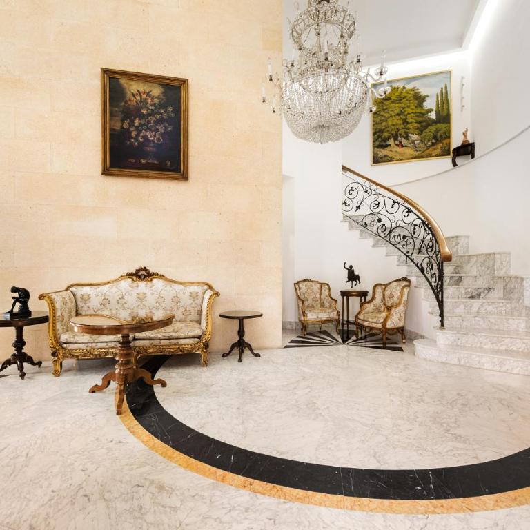 Beachside Villa in Puerto Marina, Benalmádena - Villa - 26