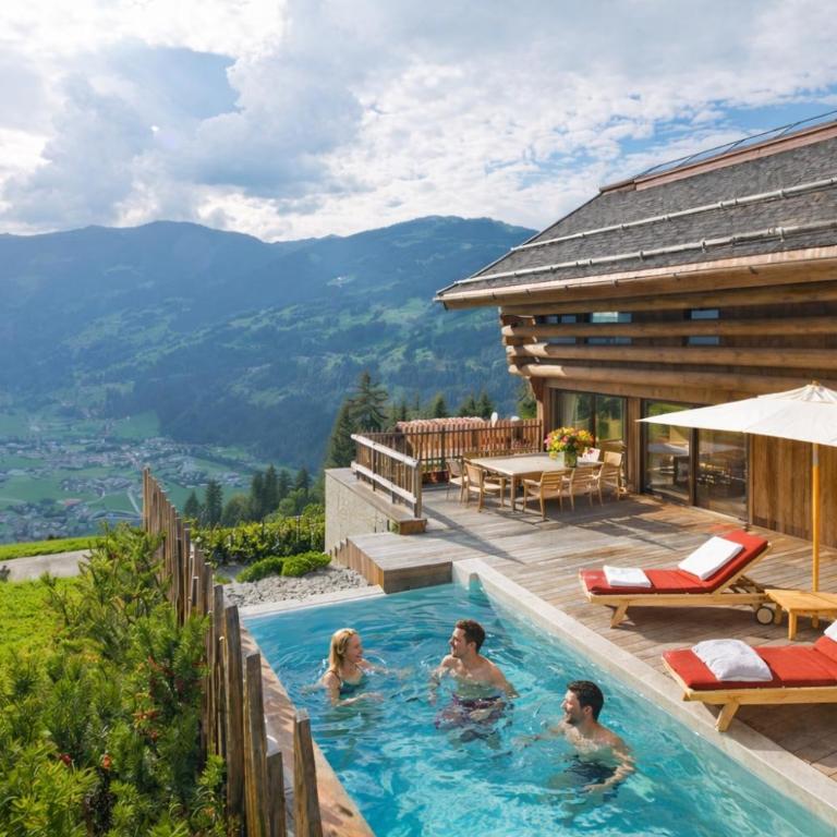INFINITY SKY LODGE by belle-stay HEATED POOL, SAUNA and LIFT - Ferienhaus - 2