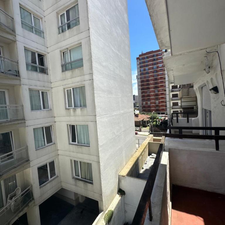 3 ambientes zona playa chica - One-Bedroom Apartment - 4