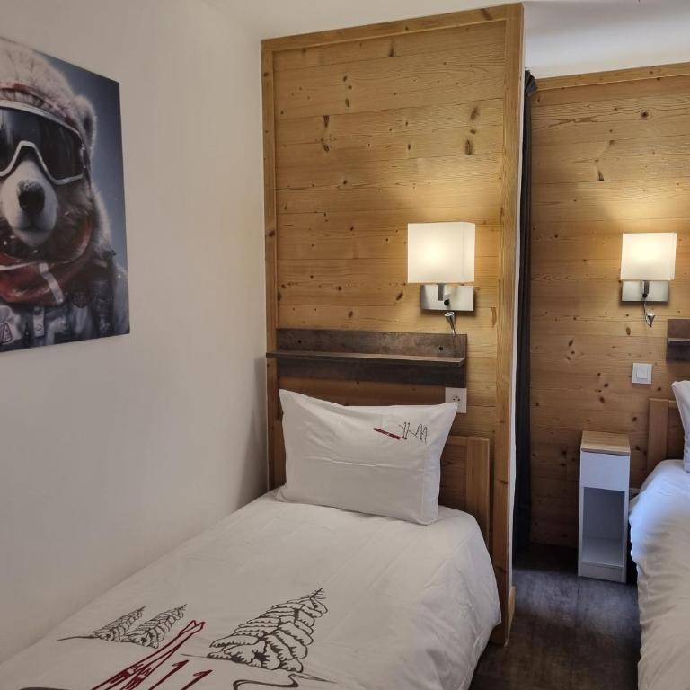 Grand appartement rénové centre station avec balcon - 14p, animaux admis - Five-Bedroom Apartment - 16
