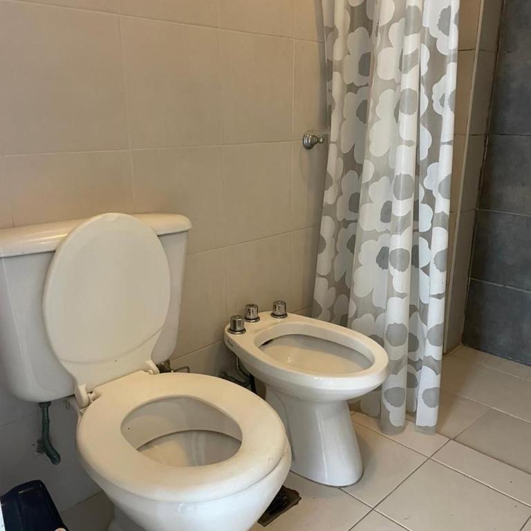 Depto con cochera de excelente ubicación - Apartamento de 1 dormitorio - 10