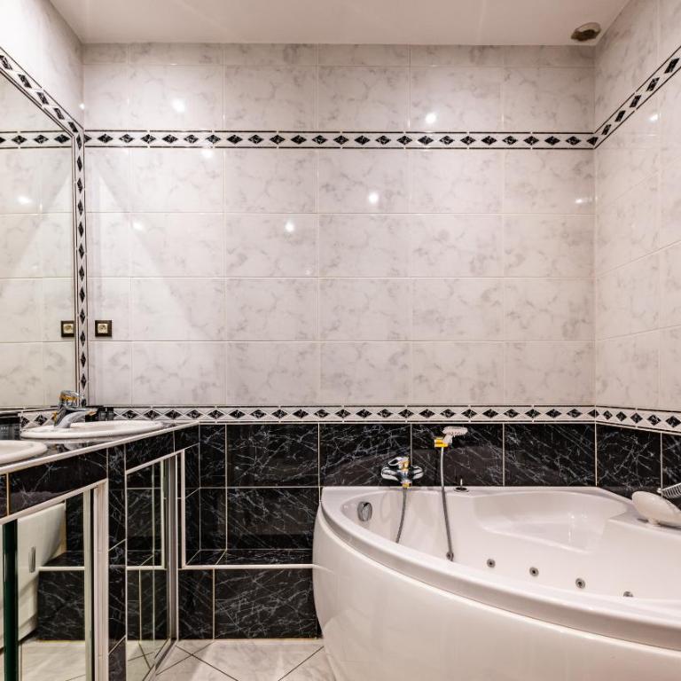 Le 42 Authentique Terrasse et Parking privé - Appartement 2 Chambres - 29