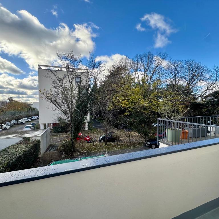 Studio lumineux avec balcon - Calme et idéal - Appartement 1 Chambre - 4