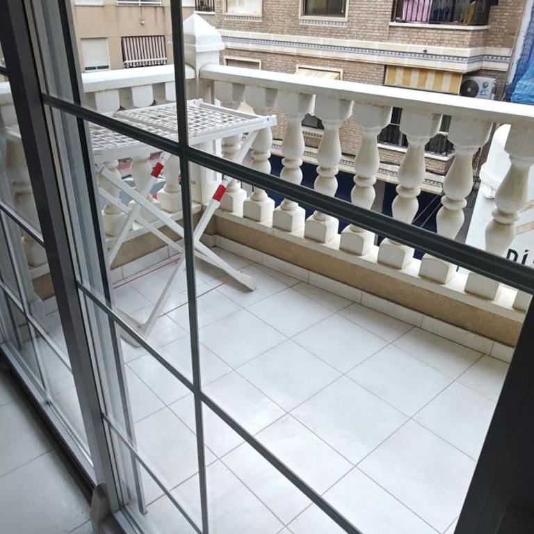 Torrevieja CityCenter LocosBeach 50m Exclusive Apartment - Apartamento de 2 dormitorios - 57
