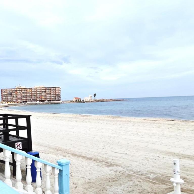 Torrevieja CityCenter LocosBeach 50m Exclusive Apartment - Apartamento de 2 dormitorios - 54