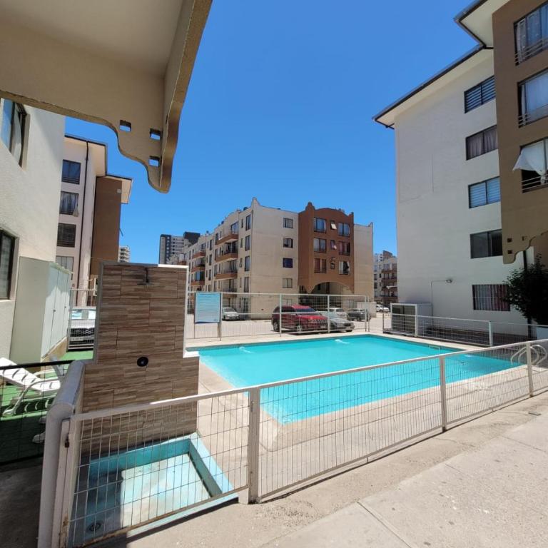 Departamento a pasos de Playa La Herradura, 1er piso - Three-Bedroom Apartment - 32