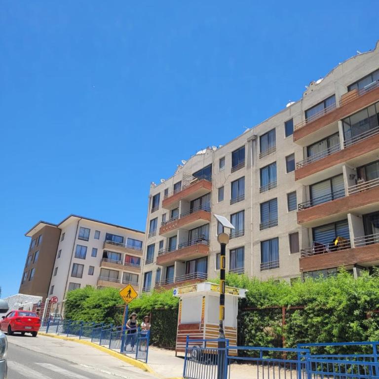 Departamento a pasos de Playa La Herradura, 1er piso - Three-Bedroom Apartment - 37
