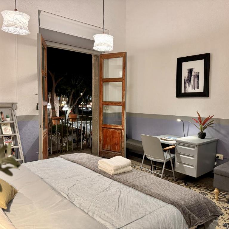 Vista Única a la Catedral desde tu Balcón Privado - Apartamento de 3 dormitorios - 26