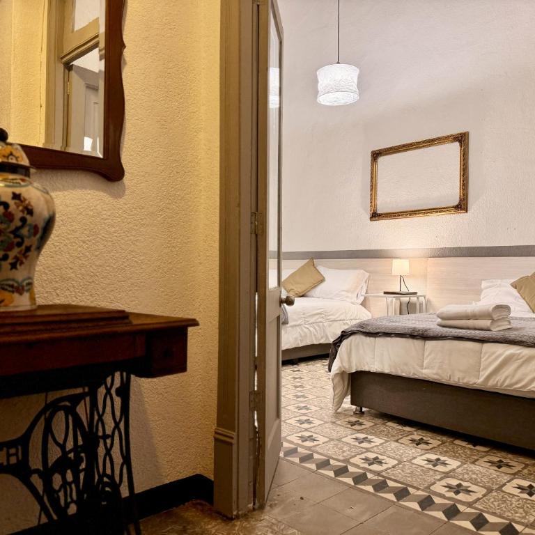 Vista Única a la Catedral desde tu Balcón Privado - Apartamento de 3 dormitorios - 31