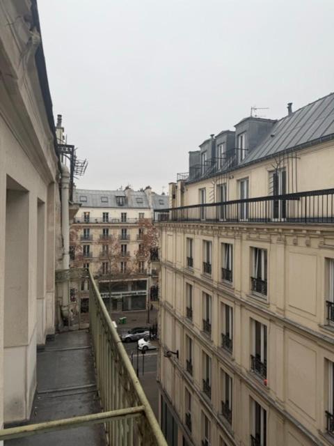 Hôtel Jarry Confort - Chambre Double avec Douche - 1