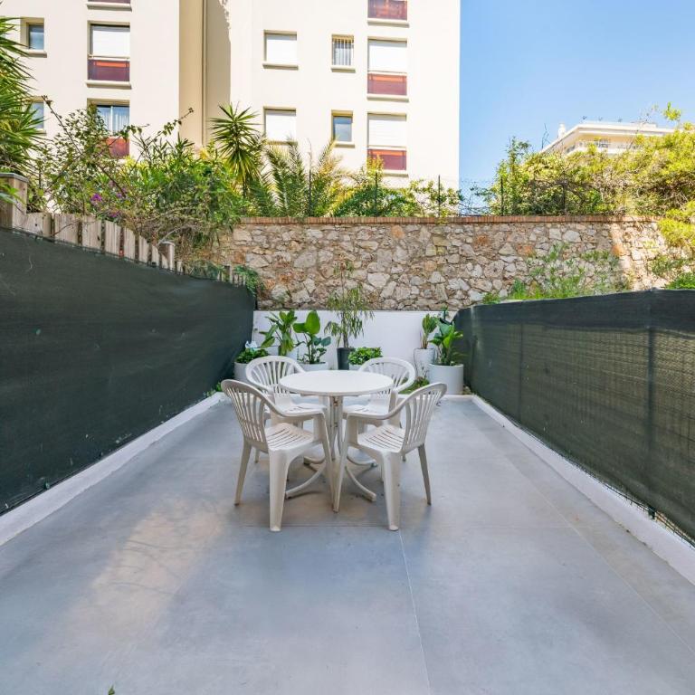 Charming bright studio with spacious outdoor area - Estudio - 14