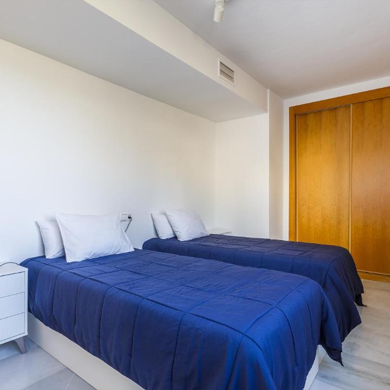 Panoramic Penthouse - Two-Bedroom Apartment - 54