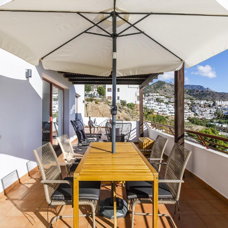 Panoramic Penthouse - Two-Bedroom Apartment - 43