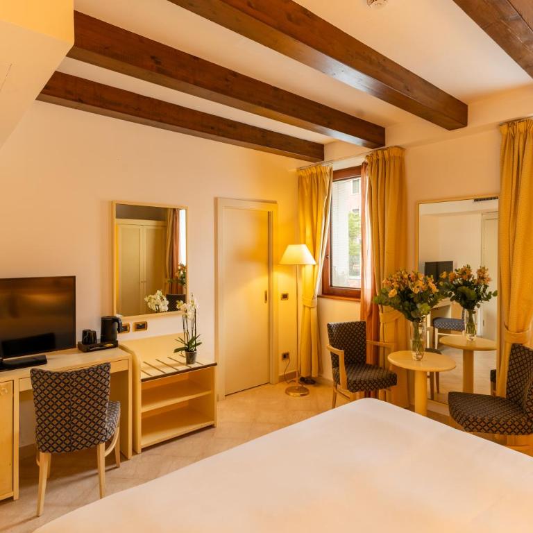Hotel Giudecca Venezia - Camera Superior Matrimoniale/Doppia con Letti Singoli - 10