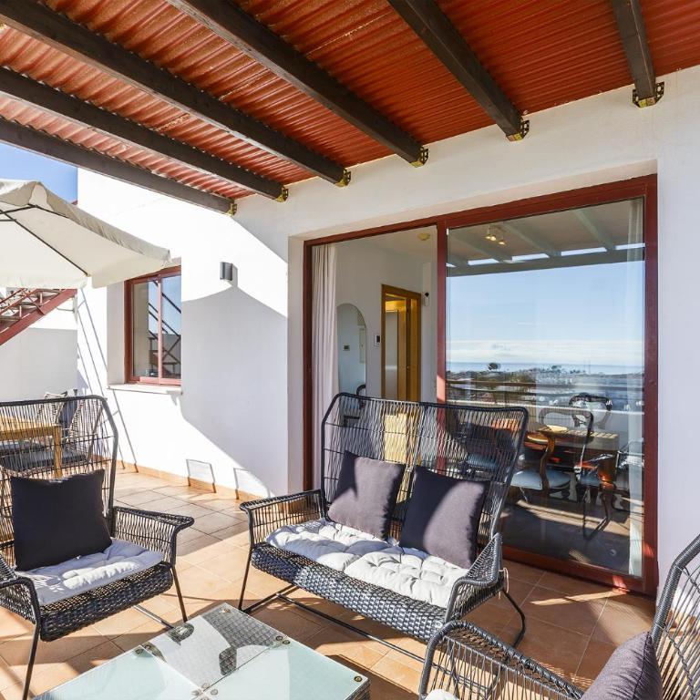 Panoramic Penthouse - Two-Bedroom Apartment - 63