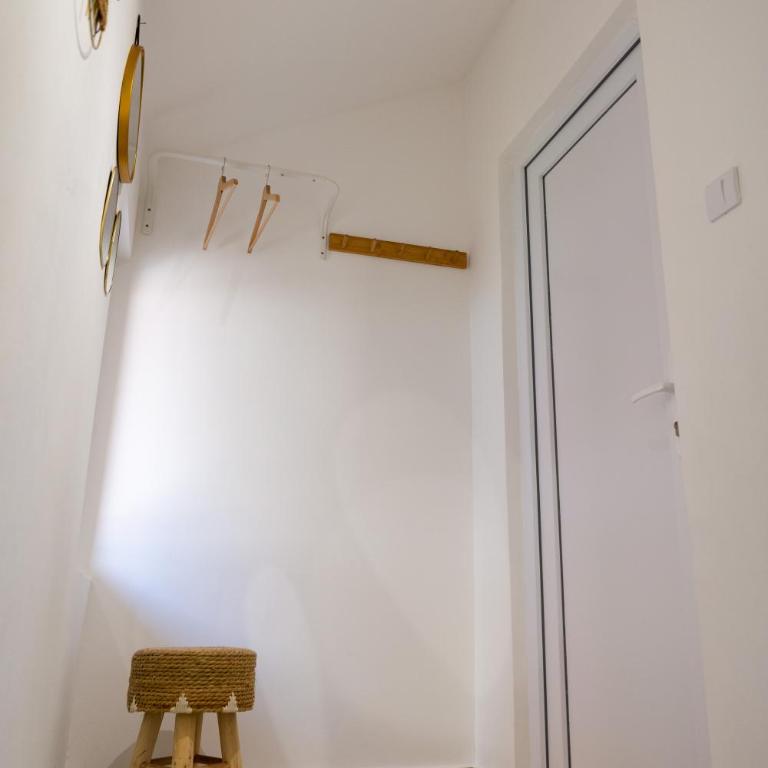 Urban Nest Apartments - One-Bedroom Apartment - 21