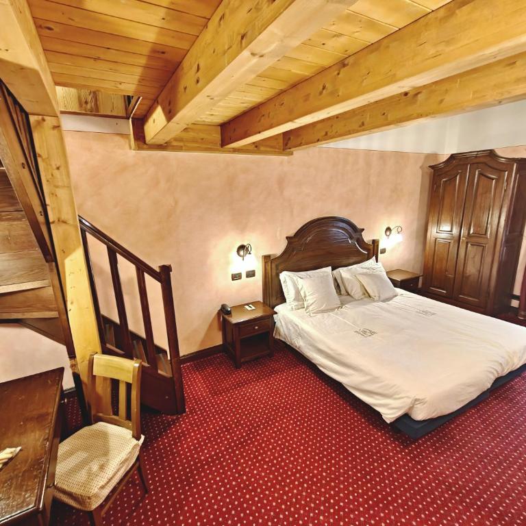 Hotel L' Aiglon - Camera Familiare con Balcone - 3