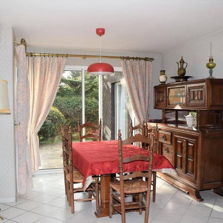 Villa avec jardin dans un quartier calme au centre de Perros-Guirec - Réf 934 - Casa a Schiera con 3 Camere da Letto - 5