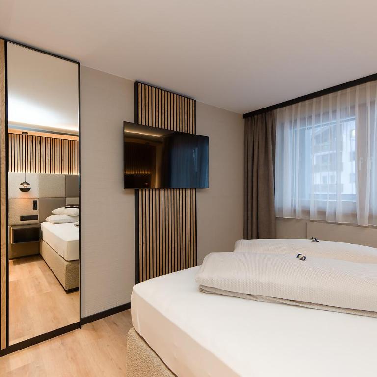 Panorama Samnaun - Deluxe Doppelzimmer mit Balkon - 6