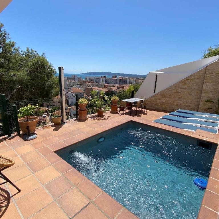 Apartamento con piscina privada en L'Estartit - ES-323-23 - Apartment - 1