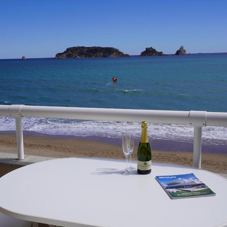 Apartamento junto al mar en L'Estartit con piscina - ES-323-83 - Apartment - 6