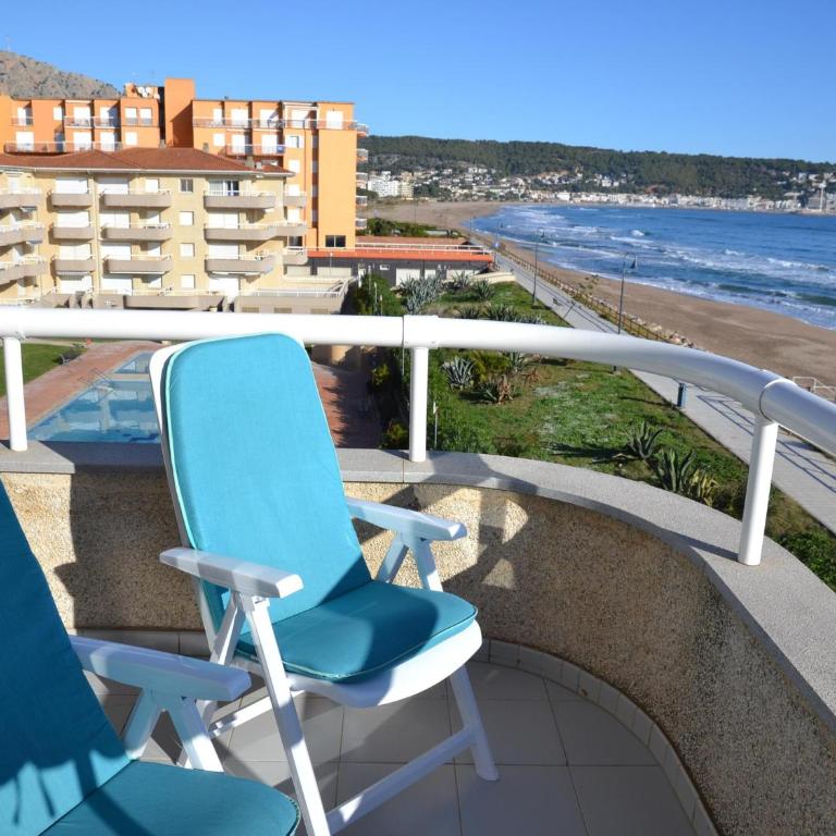 Apartamento junto al mar en L'Estartit con piscina - ES-323-83 - Apartment - 25