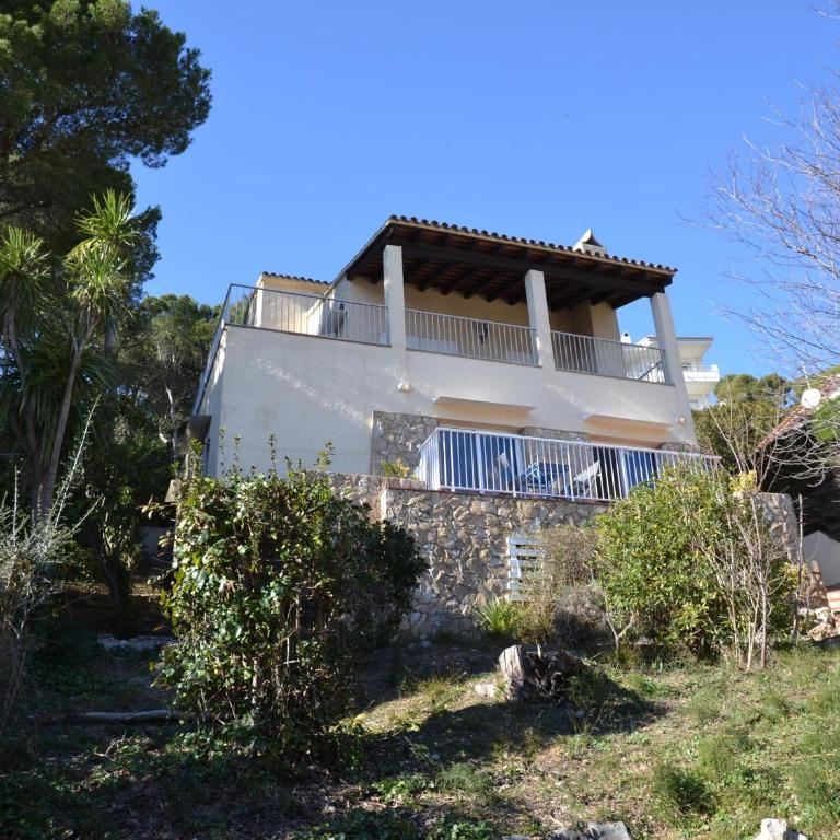 Apartamento moderno con terraza, aire acondicionado y aparcamiento privado en L'Estartit - ES-323-8 - Apartment - 10