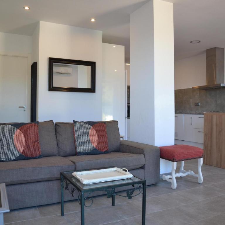Apartamento moderno con terraza, aire acondicionado y aparcamiento privado en L'Estartit - ES-323-8 - Apartment - 16
