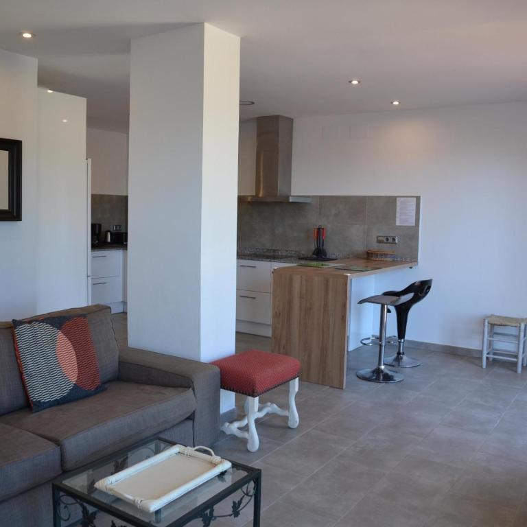 Apartamento moderno con terraza, aire acondicionado y aparcamiento privado en L'Estartit - ES-323-8 - Apartment - 19