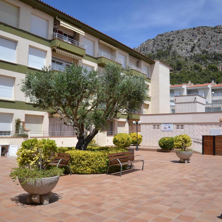 Apartamento soleado con piscina cerca de la playa y del centro en L'Estartit - ES-323-18 - Apartment - 13