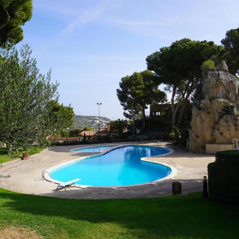 Encantadora Casa con Piscina y Vista al Mar en L'Estartit - ES-323-28 - Vacation Home - 4
