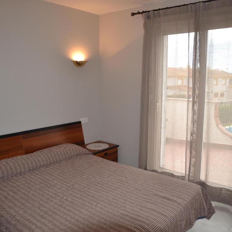 Casa con Piscina y Cerca de la Playa en L'Estartit - ES-323-65 - Vacation Home - 12