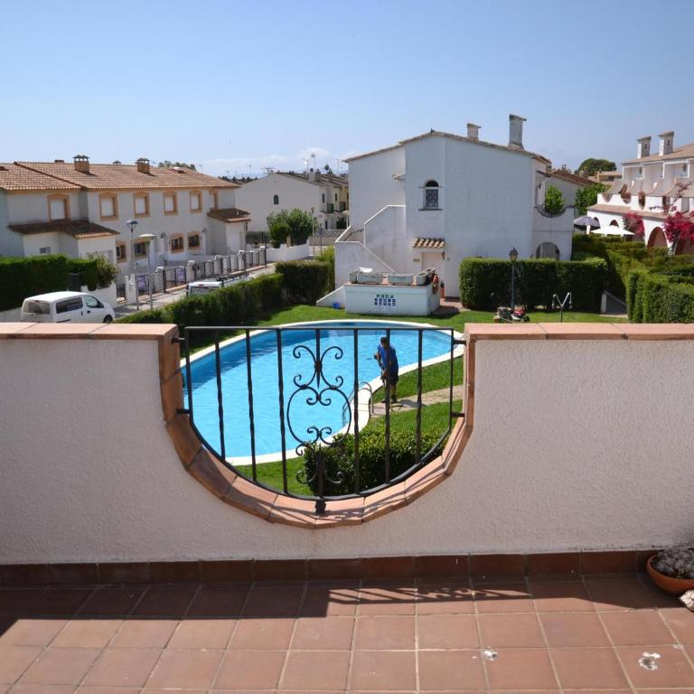 Casa con Piscina y Cerca de la Playa en L'Estartit - ES-323-65 - Vacation Home - 14