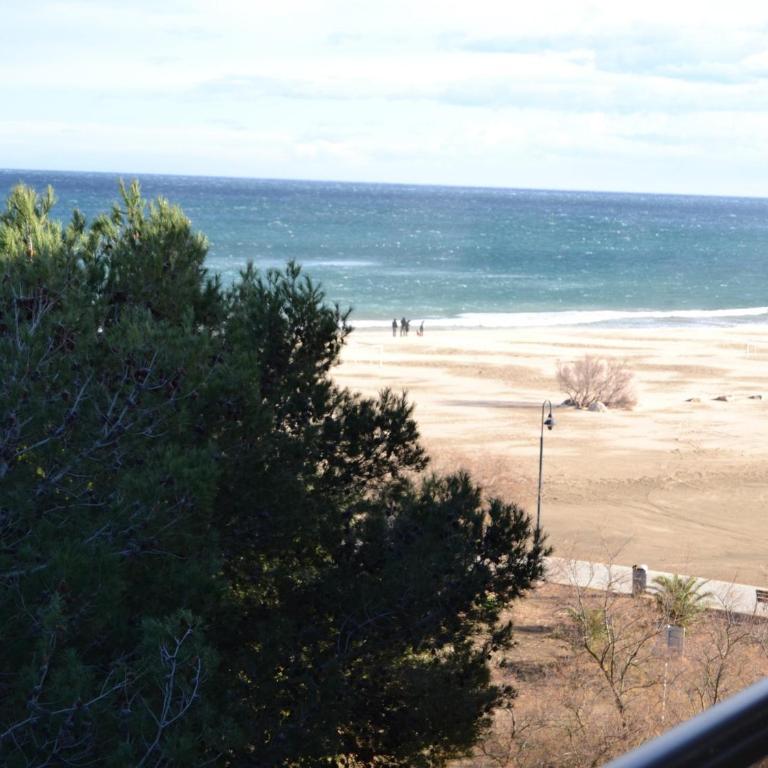 Apartamento junto a la Playa, L'Estartit, Mascotas Bienvenidas - ES-323-77 - Apartment - 11