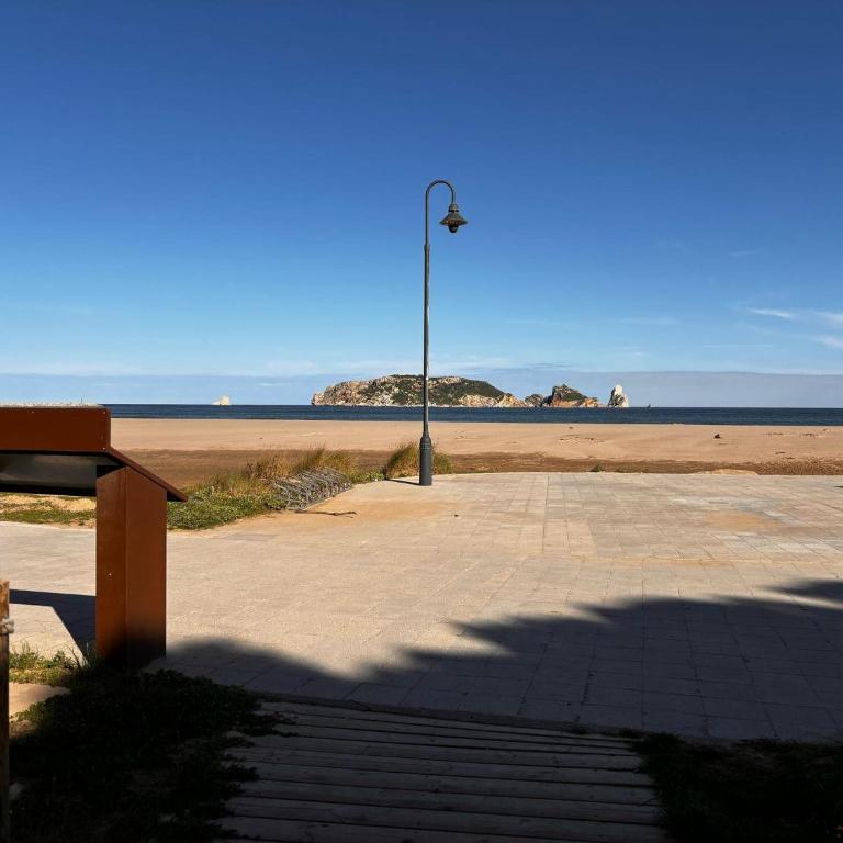 Apartamento junto a la Playa, L'Estartit, Mascotas Bienvenidas - ES-323-77 - Apartment - 28