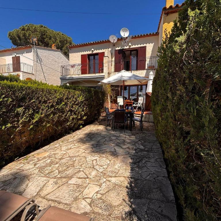 Casa acogedora con gran piscina comunitaria y cerca de la playa en L'Estartit - ES-323-72 - Vacation Home - 12