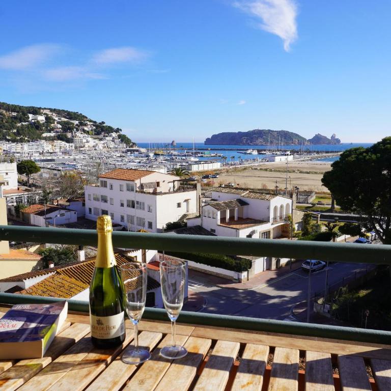 Apartamento con Terraza y Piscina, Cerca de la Playa - ES-323-90 - Apartamento - 8