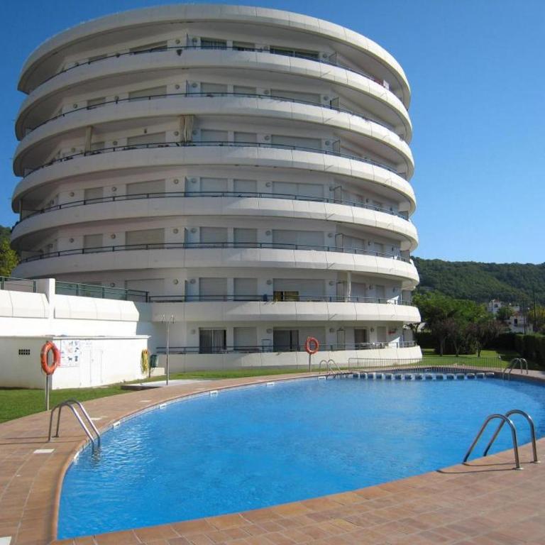 Apartamento con Terraza y Piscina, Cerca de la Playa - ES-323-90 - Apartamento - 9