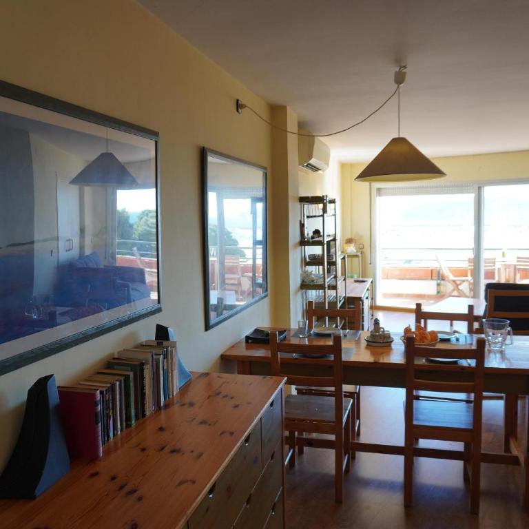 Apartamento con Terraza y Piscina, Cerca de la Playa - ES-323-90 - Apartamento - 17