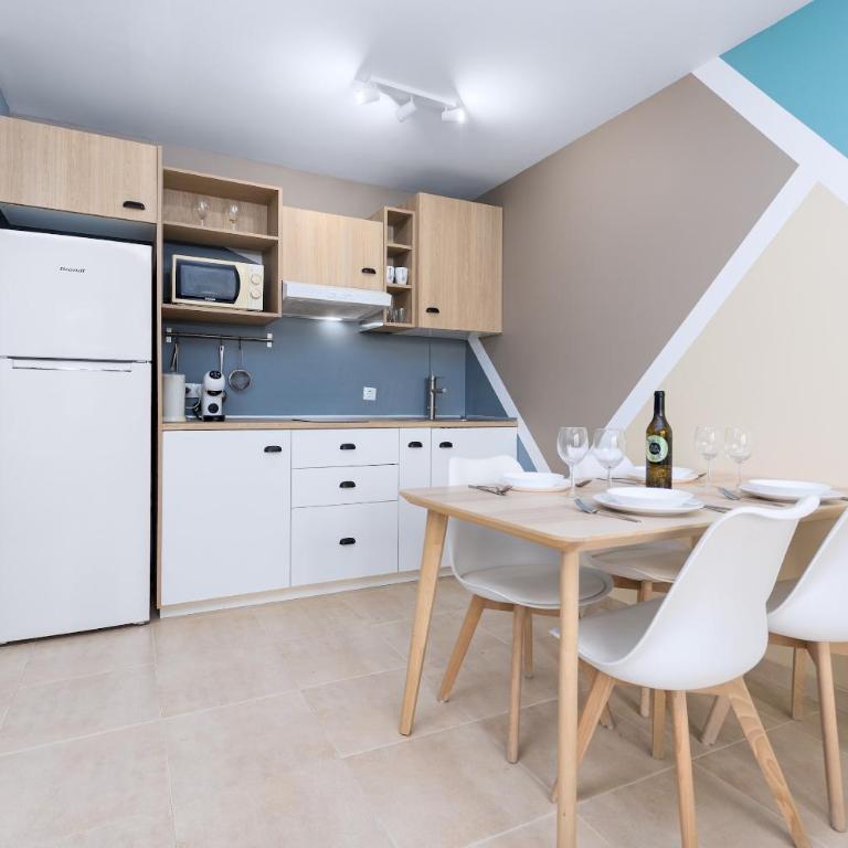Home2Book Seafront Escape & Terrace, El Cotillo - One-Bedroom Apartment - 7