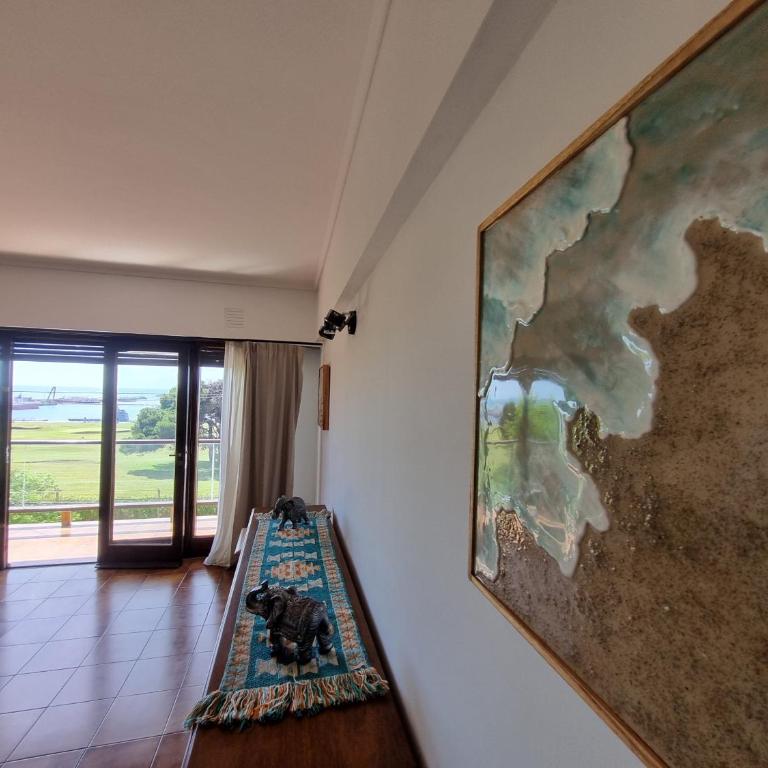 Vistas al Golf Dpto Alem Aloha Host - Four-Bedroom Apartment with Balcony - 4