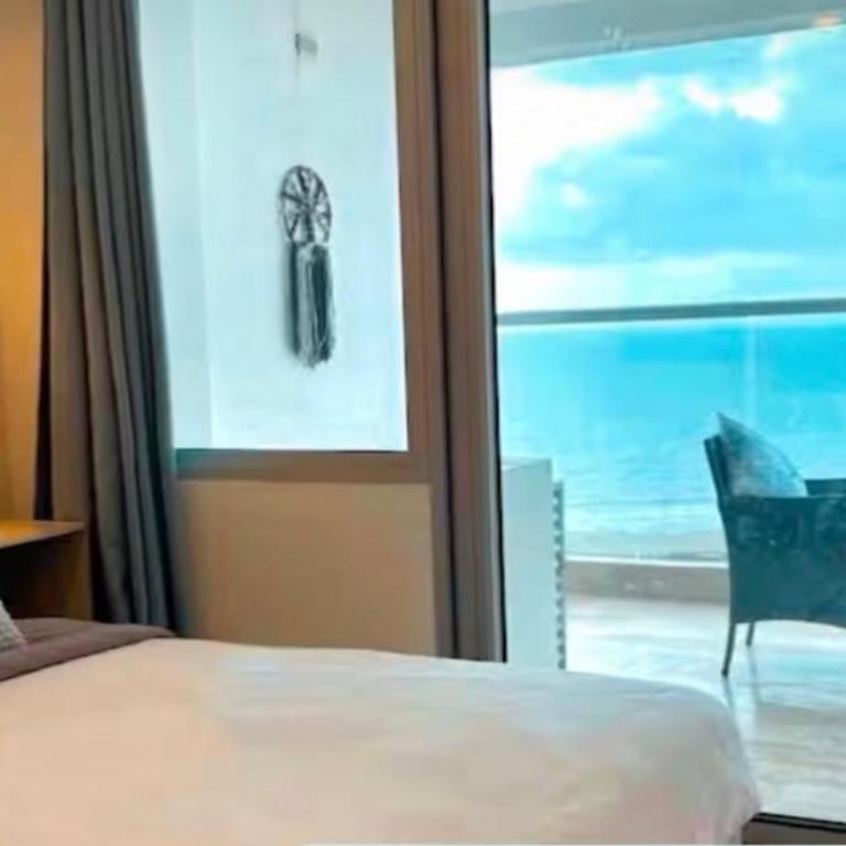 Apartasuit Resort CTG Beach con vista al mar- central 5 min aeropuerto - One-Bedroom Apartment - 23
