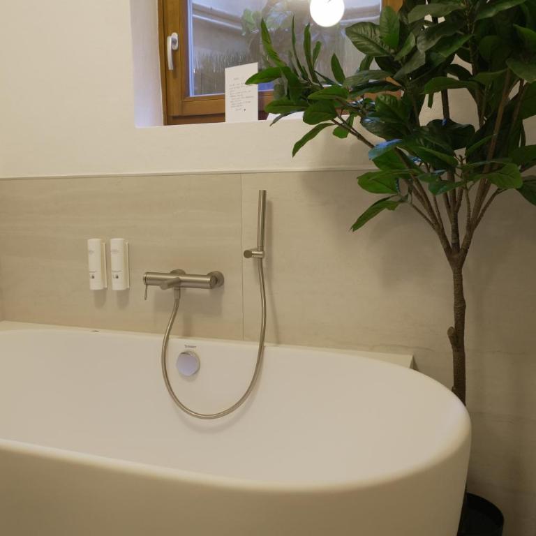 Chalet Alpl - Ferienwohnung Waldblick mit Sauna, Kamin & Whirlwanne - Apartment mit 2 Schlafzimmern - 23