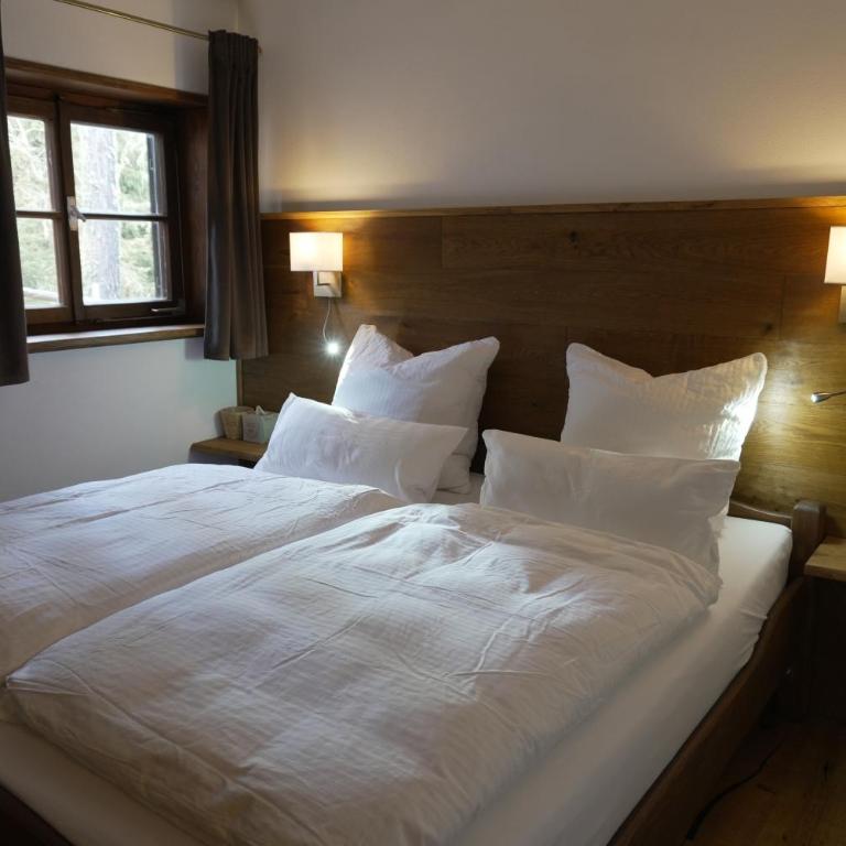 Chalet Alpl - Ferienwohnung Waldblick mit Sauna, Kamin & Whirlwanne - Apartment mit 2 Schlafzimmern - 12