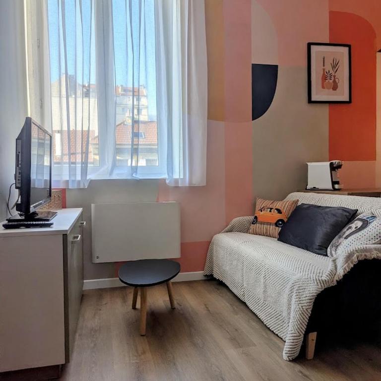 Le calme et les couleurs de l'été - One-Bedroom Apartment - 10