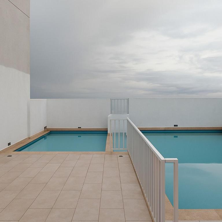 Exceptional View 2005 - Three-Bedroom Apartment - 9
