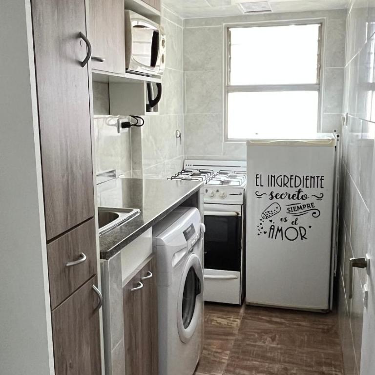 Depto Alvarado Zona Güemes equipado - Apartamento de 1 dormitorio - 3