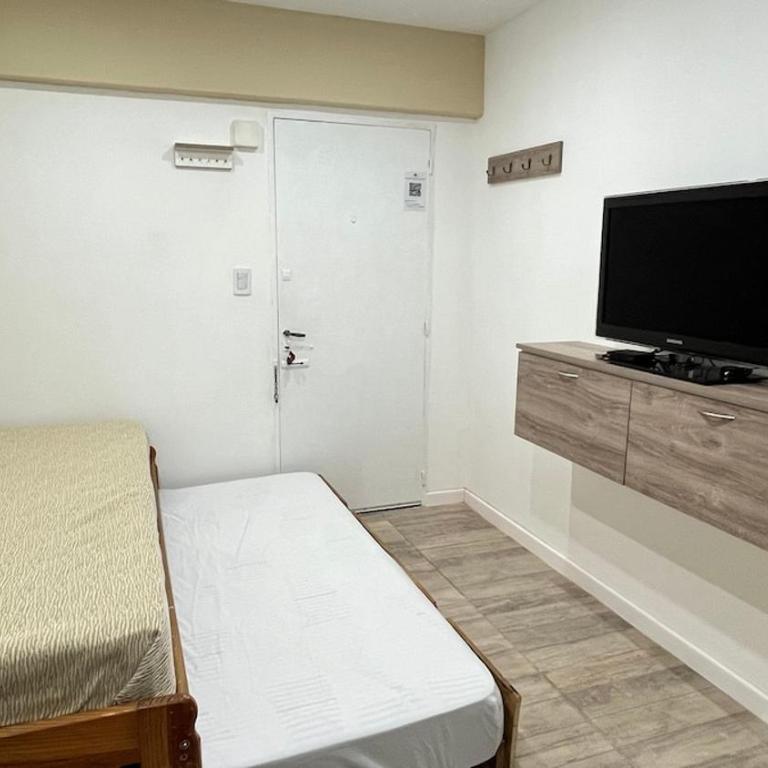 Depto Alvarado Zona Güemes equipado - Apartamento de 1 dormitorio - 6